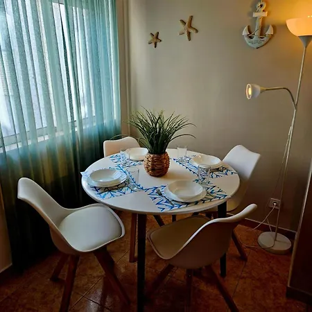 Apartamento Home4u - Cosy With Fantastic Terrace *