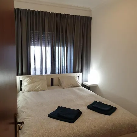 Home4u - Cosy With Fantastic Terrace