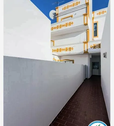 Home4u - Cosy With Fantastic Terrace شقة *