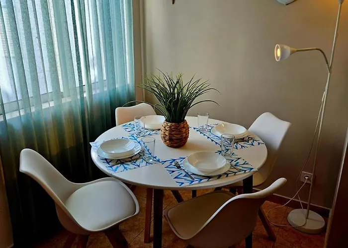 شقة Home4u - Cosy With Fantastic Terrace *